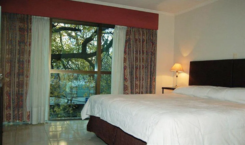 Garden All Suites Mendoza